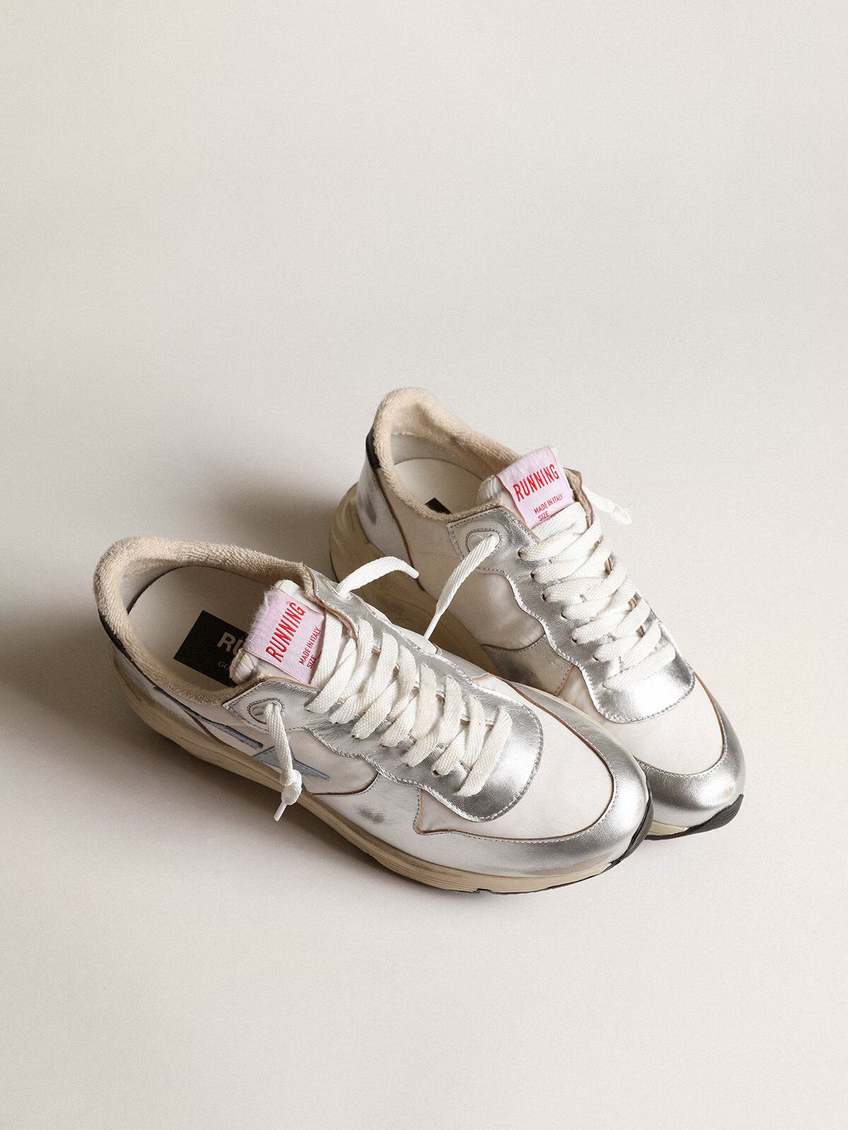 GGDB - Running Sole en nylon et cuir laminé argenté avec étoile bleu ciel