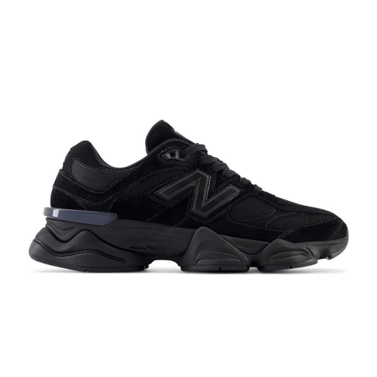 9060 Triple Black